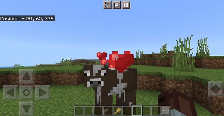 What do cows eat in Minecraft 
