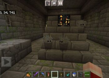 infested stone Minecraft