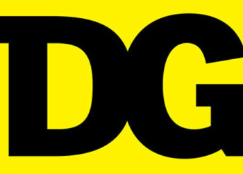 Dollar General sign in