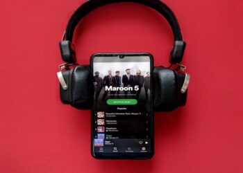 Spotify App not working: Fixes & Workarounds